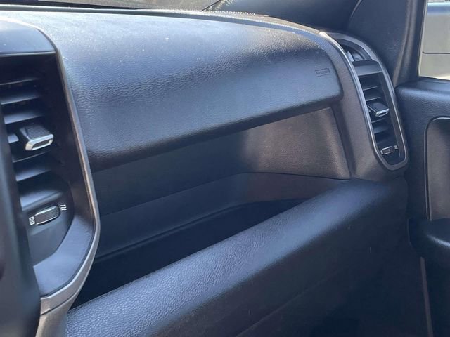 Used 2022 RAM 2500 Tradesman w/ Chrome Appearance Group AWD/4WD image 31