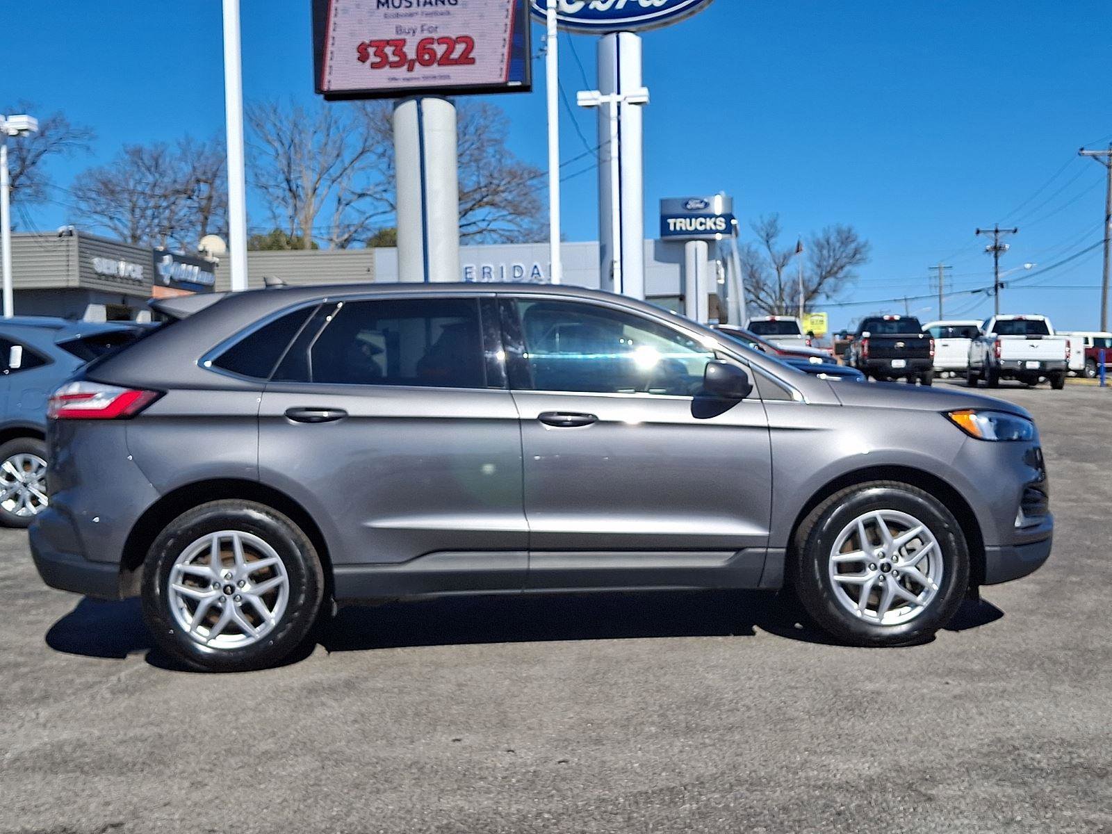 Certified 2023 Ford Edge SEL w/ Convenience Package image 7