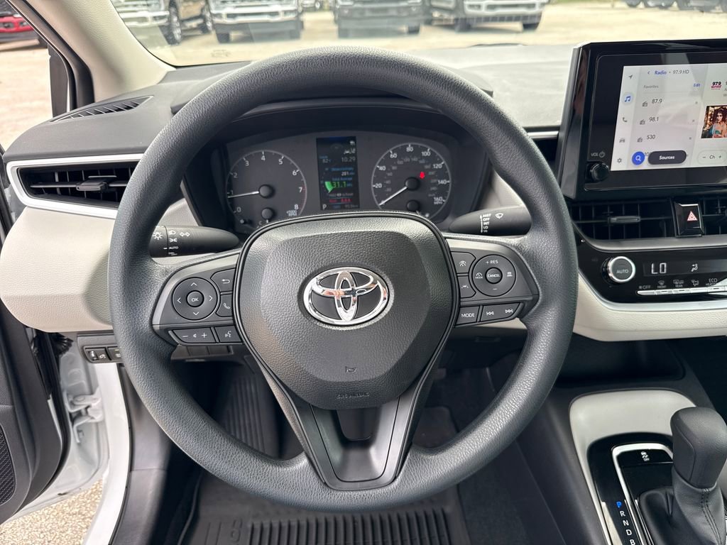 Used 2025 Toyota Corolla LE w/ Convenience Package FWD image 14
