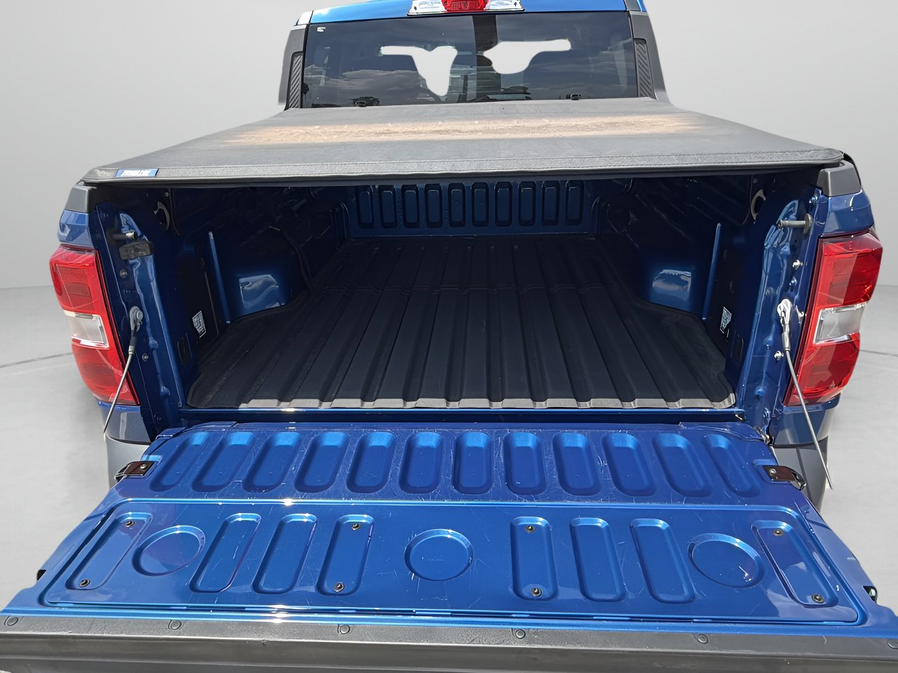 Certified 2023 Ford Maverick XLT FWD image 6