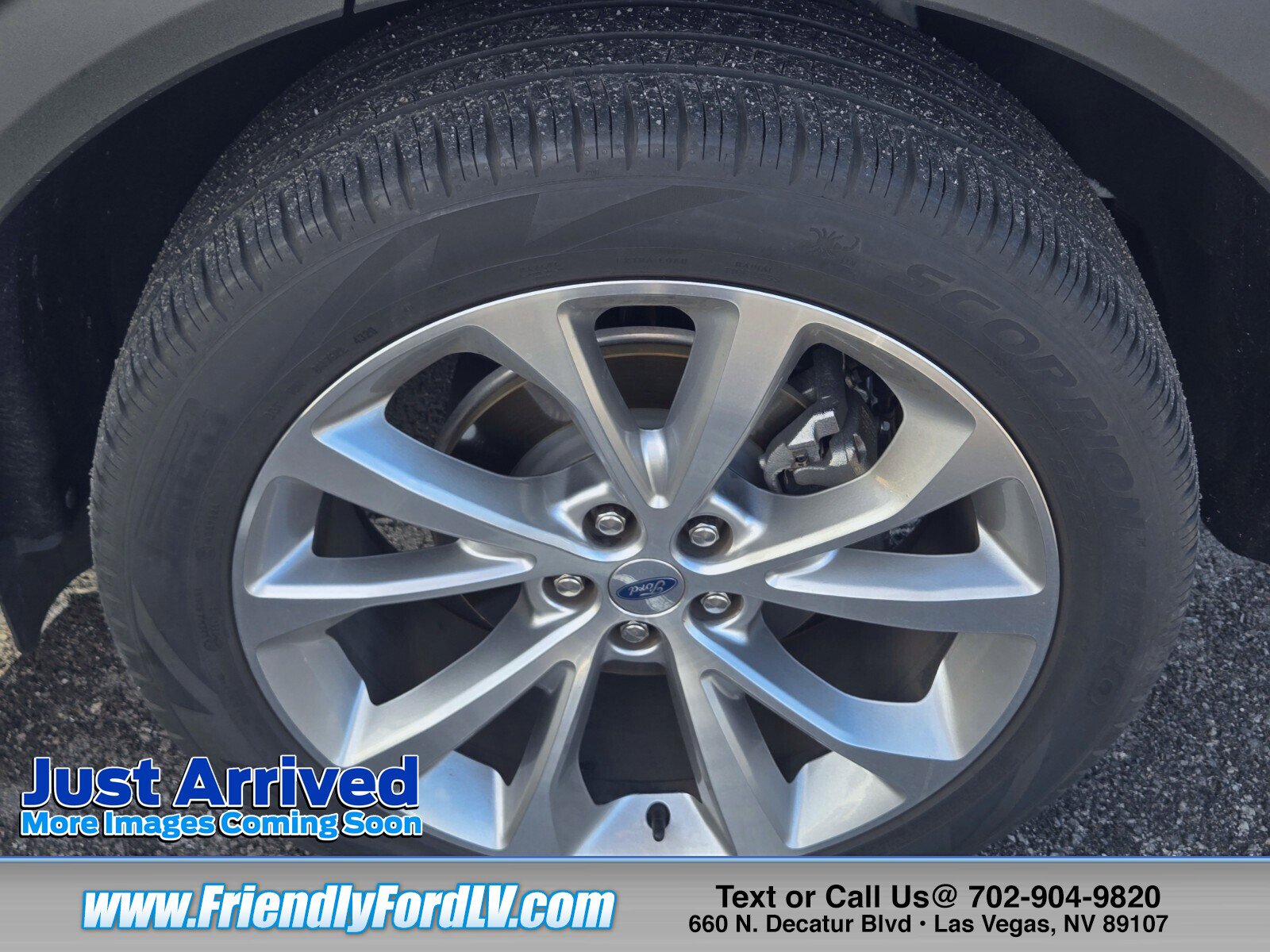 Certified 2021 Ford Explorer Platinum w/ Equipment Group 601A image 4