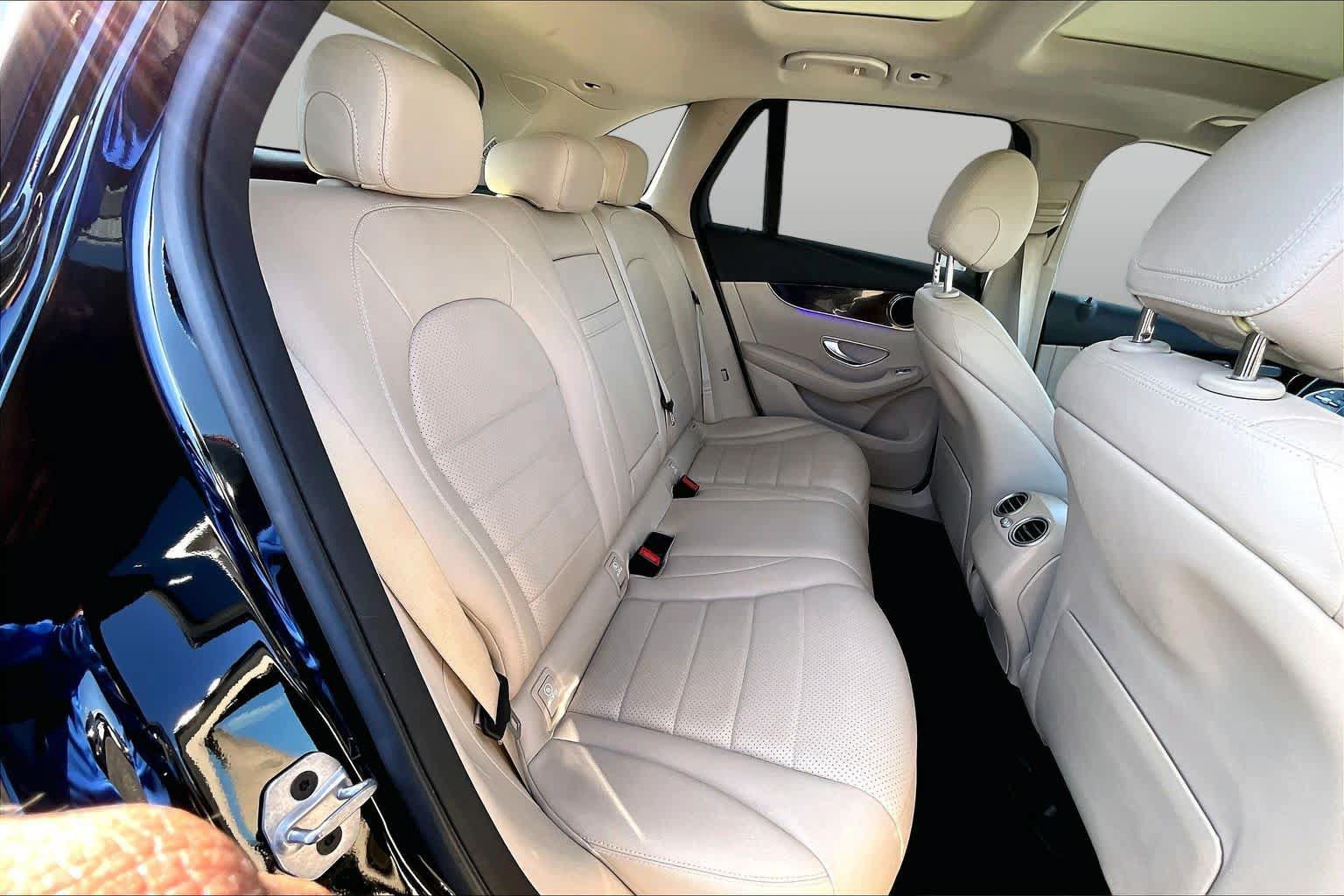 Used 2021 Mercedes-Benz GLC 300 image 20