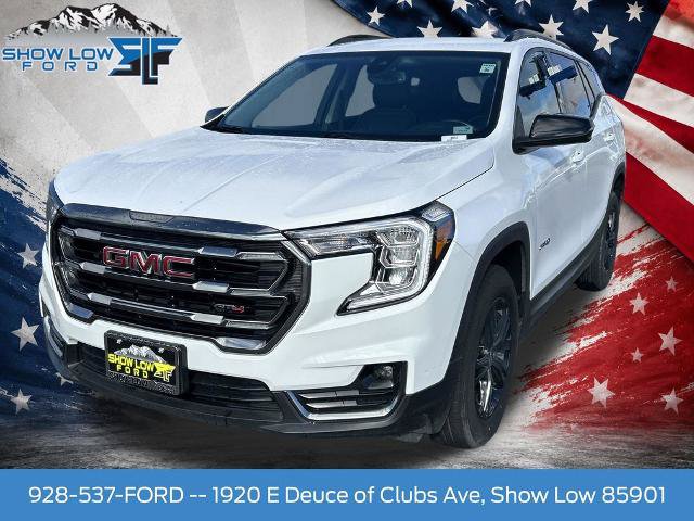 Used 2024 GMC Terrain AT4 AWD/4WD image 3