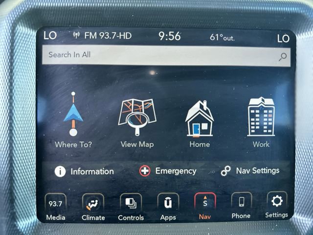 Used 2018 Jeep Wrangler Unlimited Sahara AWD/4WD image 19