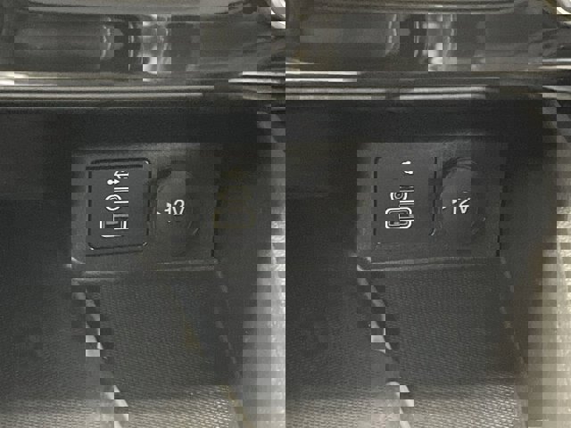 Certified 2024 Ford Escape Platinum image 31