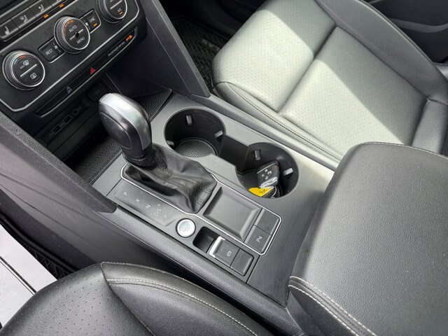 Used 2021 Volkswagen Atlas SE w/ Panoramic Sunroof Package FWD image 14