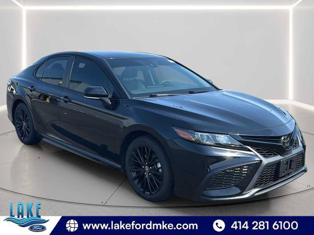 Used 2022 Toyota Camry SE w/ Convenience Package AWD/4WD image 1
