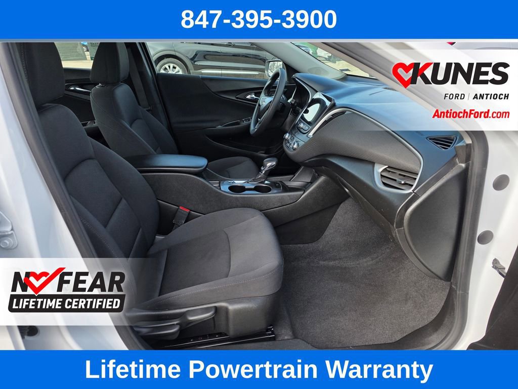 Used 2023 Chevrolet Malibu LS image 28