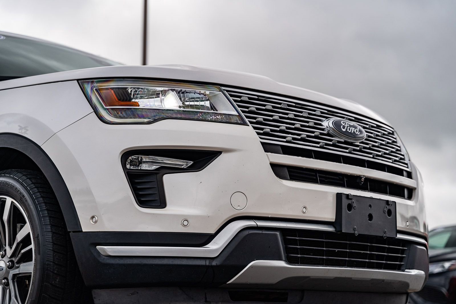 Certified 2018 Ford Explorer Platinum AWD/4WD image 10