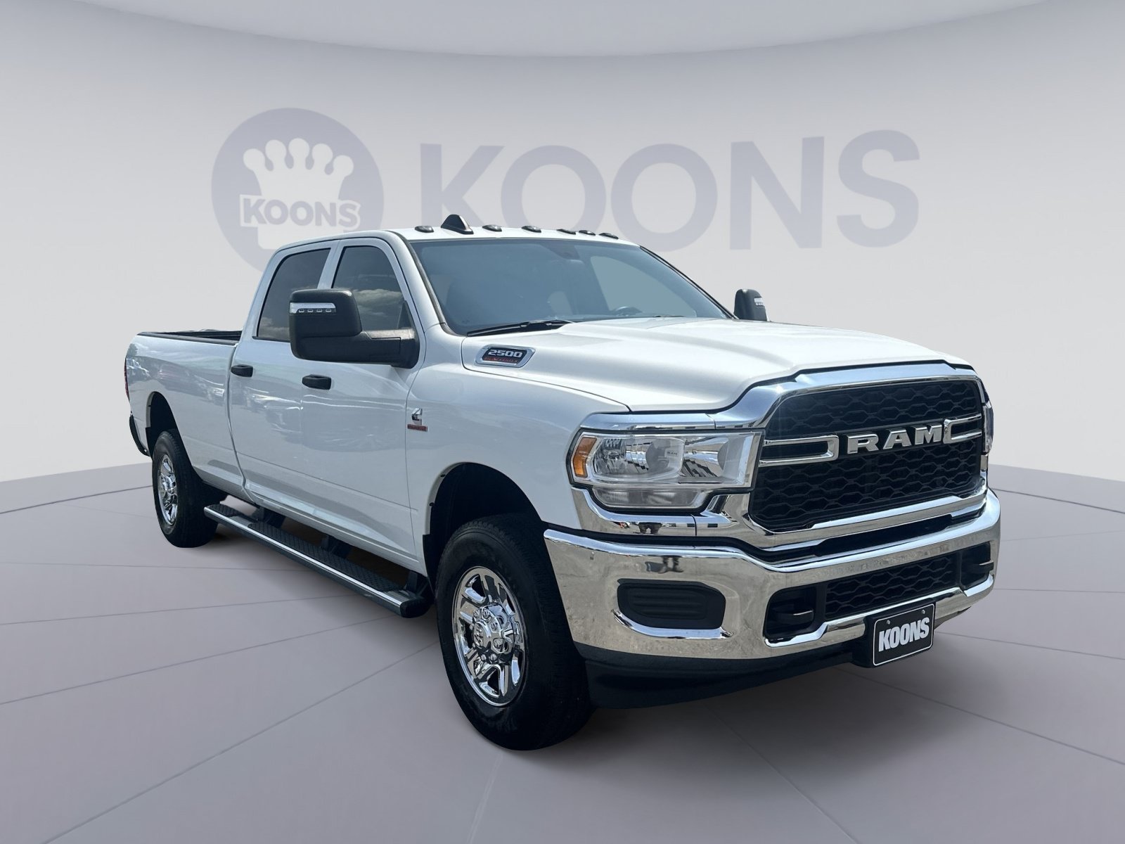 Used 2024 RAM 2500 Tradesman w/ Chrome Appearance Group AWD/4WD image 18
