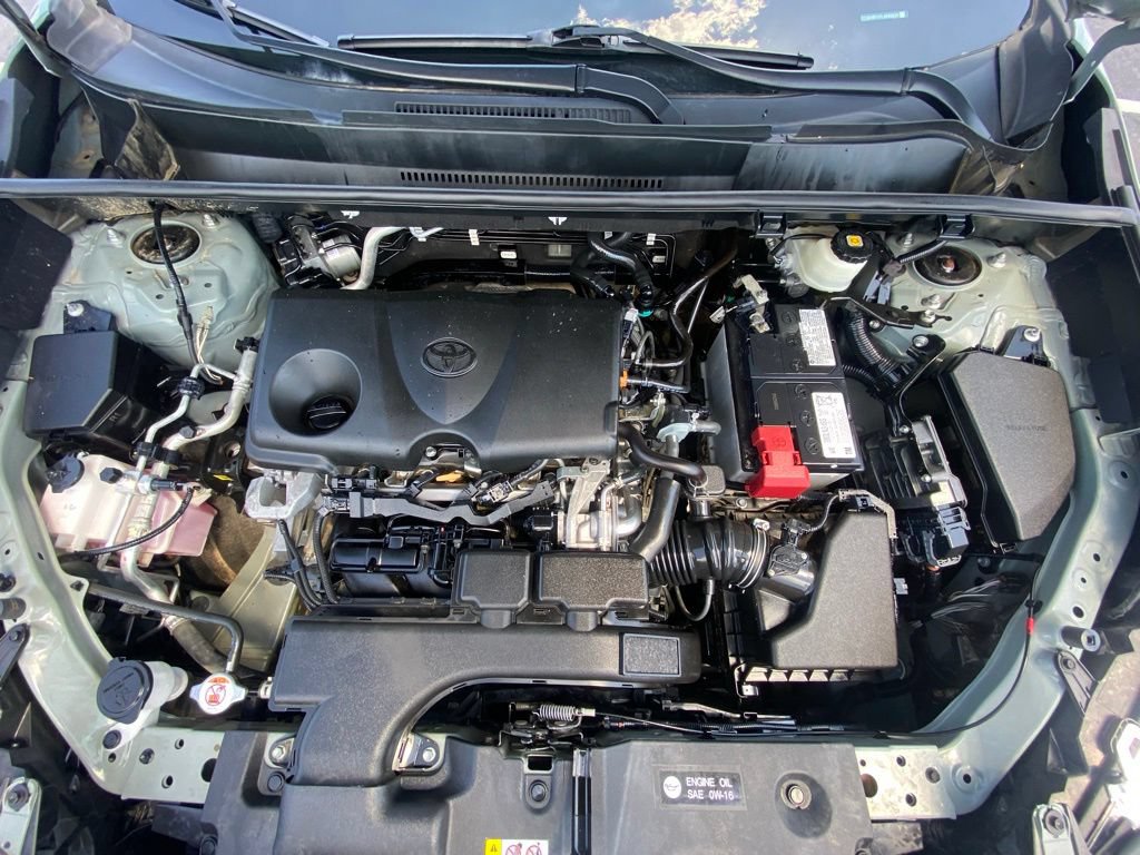 Used 2020 Toyota RAV4 XLE FWD image 31