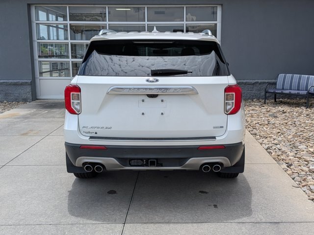 Certified 2020 Ford Explorer Platinum w/ Premium Technology Package AWD/4WD image 5