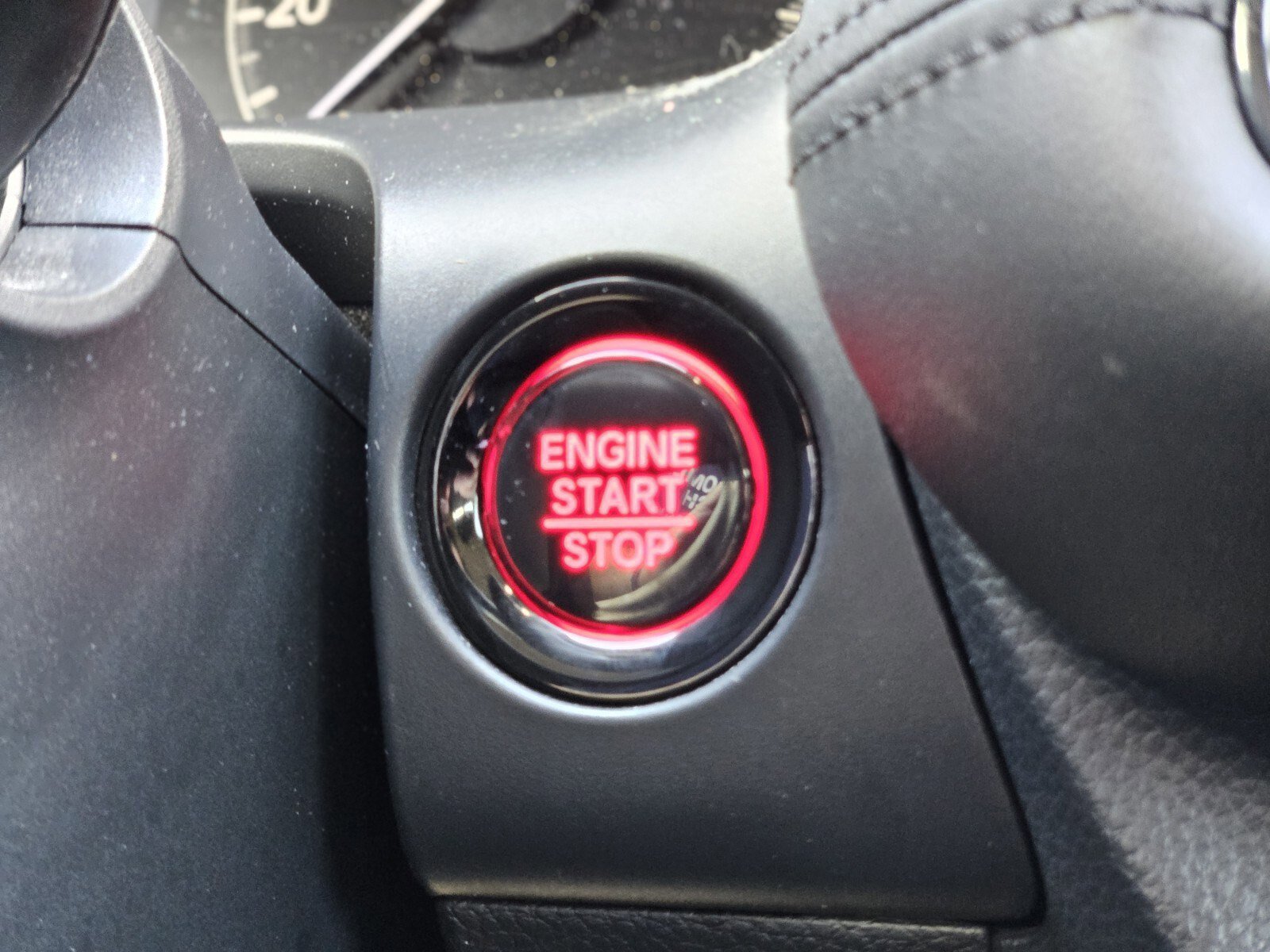 Used 2025 Honda HR-V LX image 25