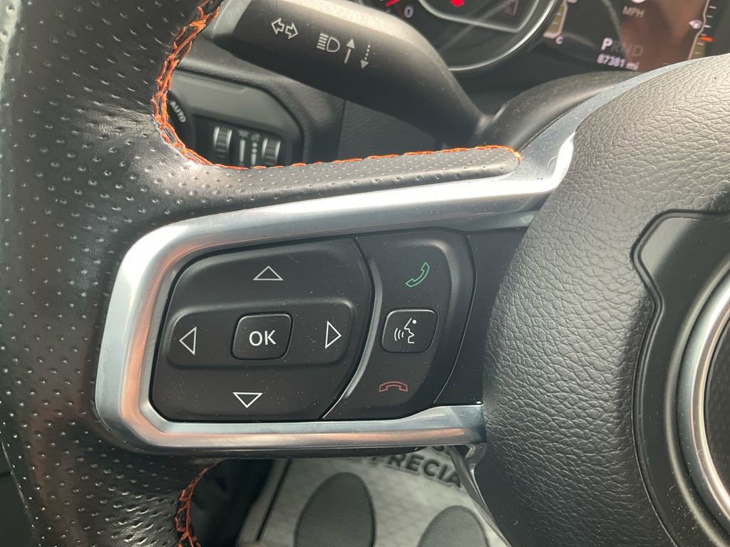 Used 2022 Jeep Gladiator Mojave w/ LED Lighting Group AWD/4WD image 19