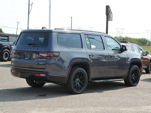 Used 2024 Jeep Wagoneer Series II AWD/4WD image 8