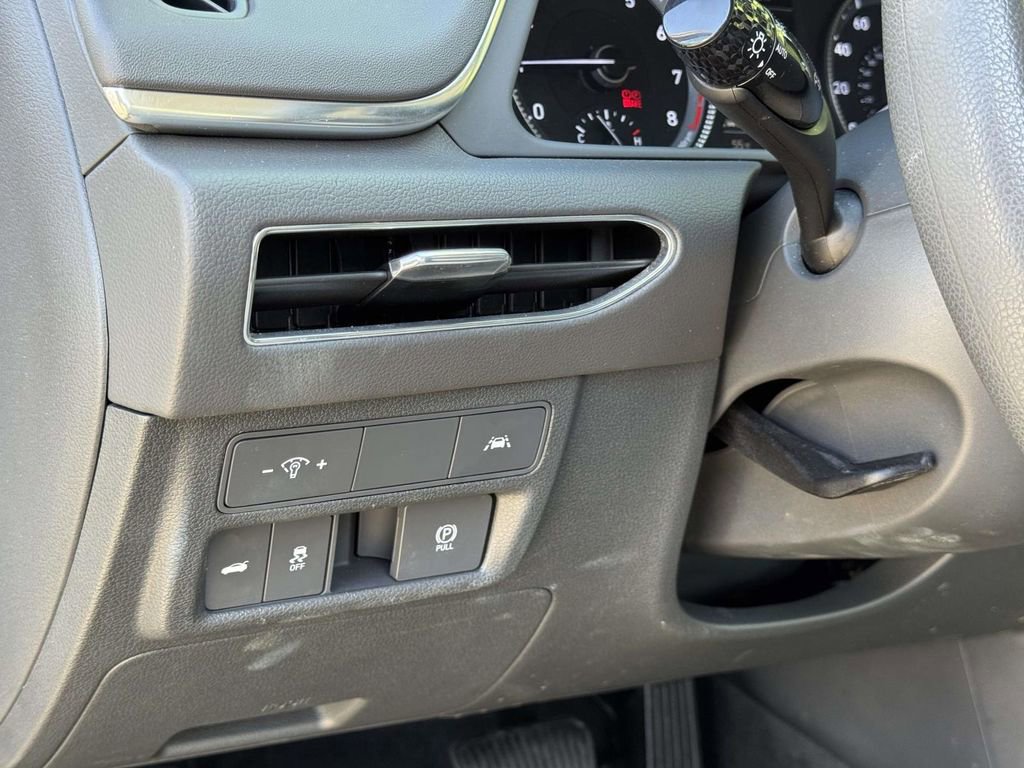 Used 2023 Hyundai Sonata SEL FWD image 15