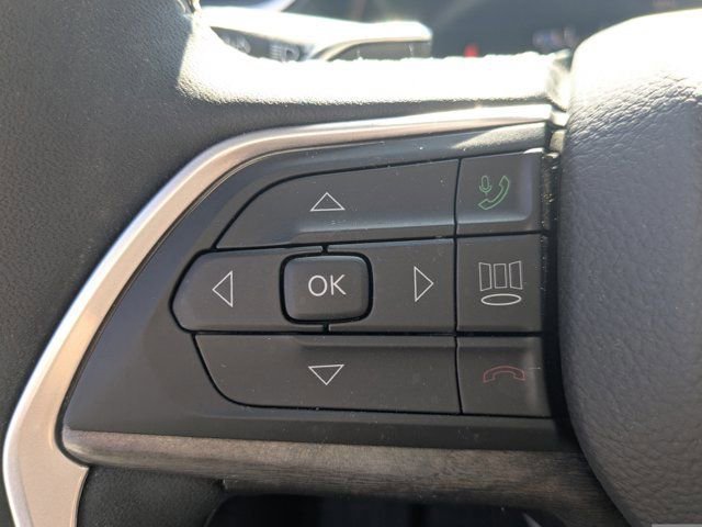 Used 2023 Jeep Grand Cherokee L Limited w/ Luxury Tech Group II image 27