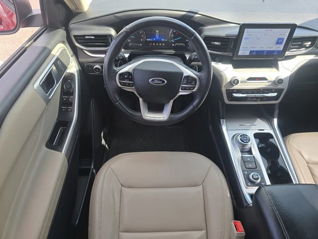 Certified 2020 Ford Explorer XLT w/ Equipment Group 202A AWD/4WD image 23