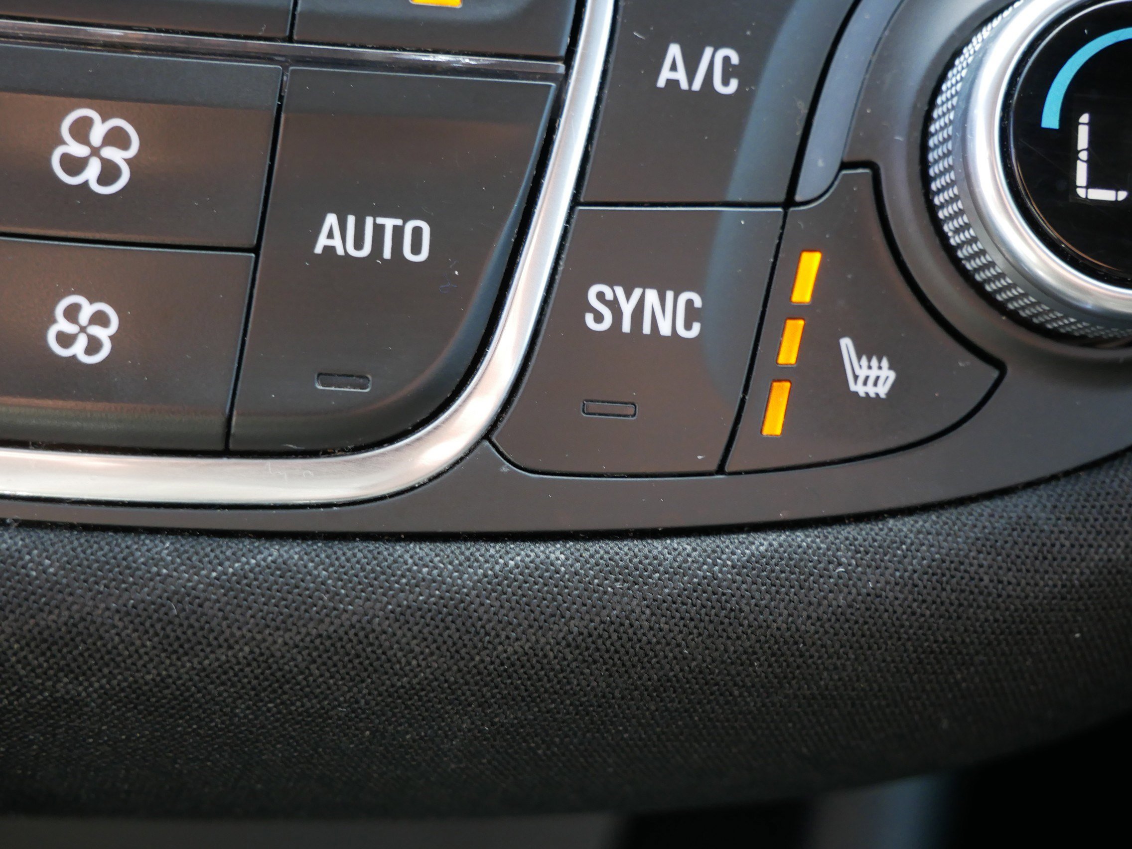 Used 2024 Chevrolet Malibu LT FWD image 30