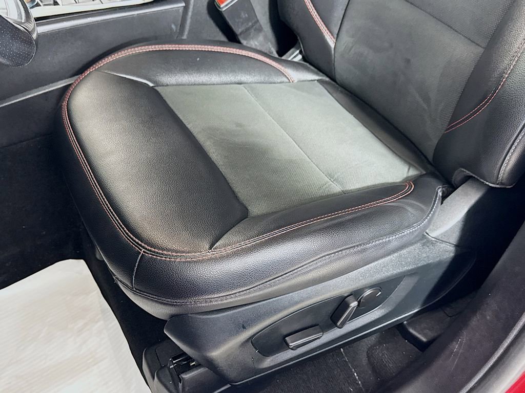 Certified 2022 Ford Explorer ST-Line w/ Class IV Trailer Tow Package image 24