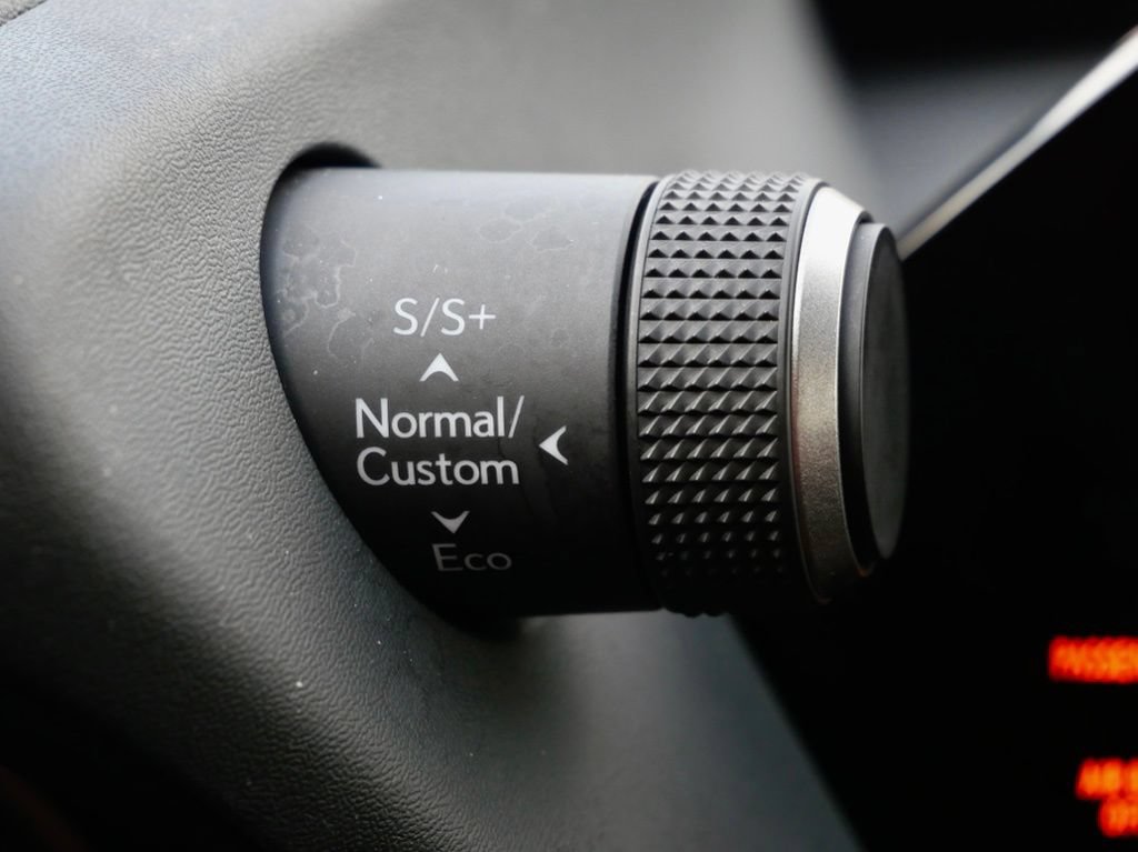 Used 2023 Lexus UX 250h F Sport FWD image 38