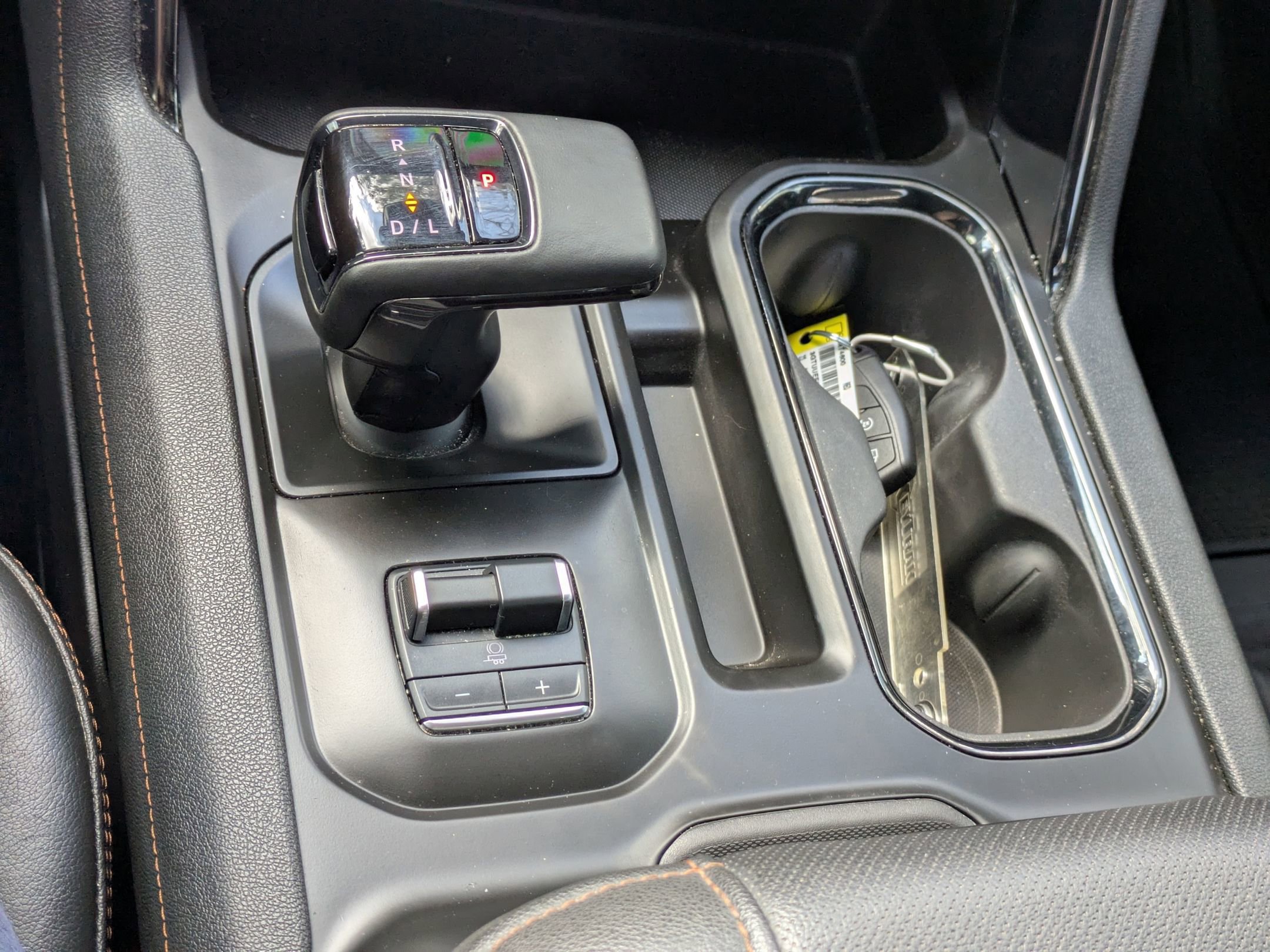 Used 2023 GMC Sierra 1500 AT4 w/ AT4 Premium Package image 25