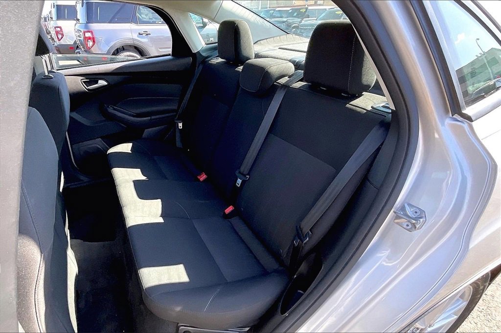 Certified 2017 Ford Focus SE image 23