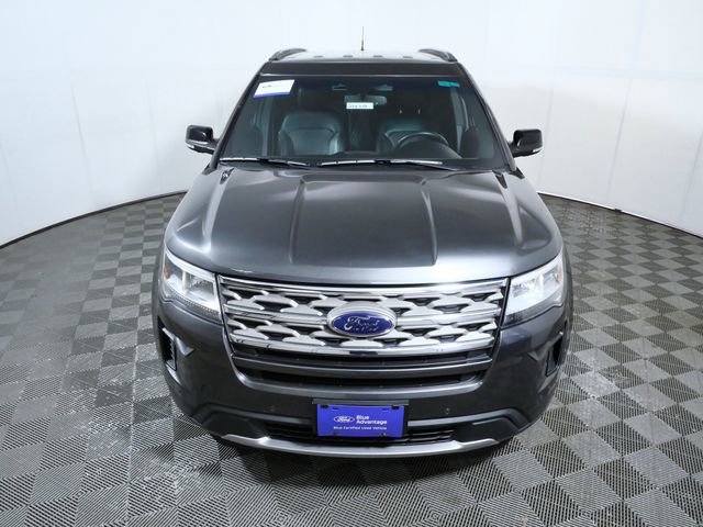 Certified 2018 Ford Explorer XLT w/ Equipment Group 202A AWD/4WD image 3