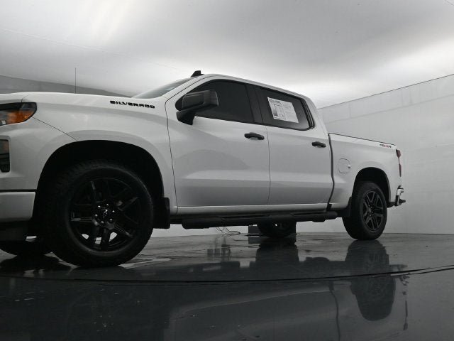 Used 2025 Chevrolet Silverado 1500 Custom w/ Turbomax Blackout Package AWD/4WD image 33