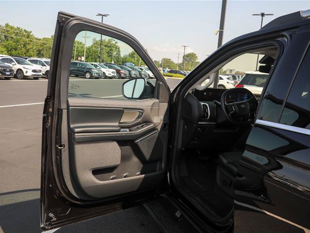 Certified 2025 Ford Expedition Max Platinum AWD/4WD image 23
