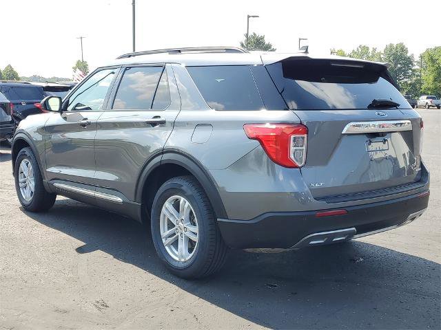 Certified 2022 Ford Explorer XLT w/ Equipment Group 202A image 2