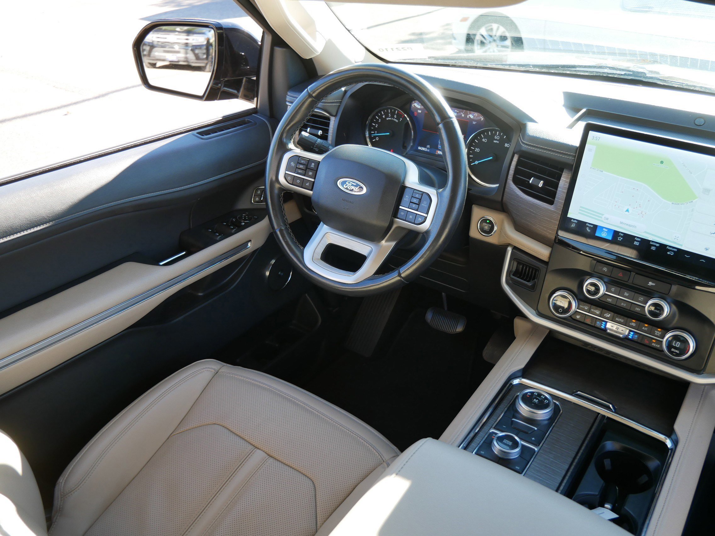 Certified 2024 Ford Expedition Limited image 9