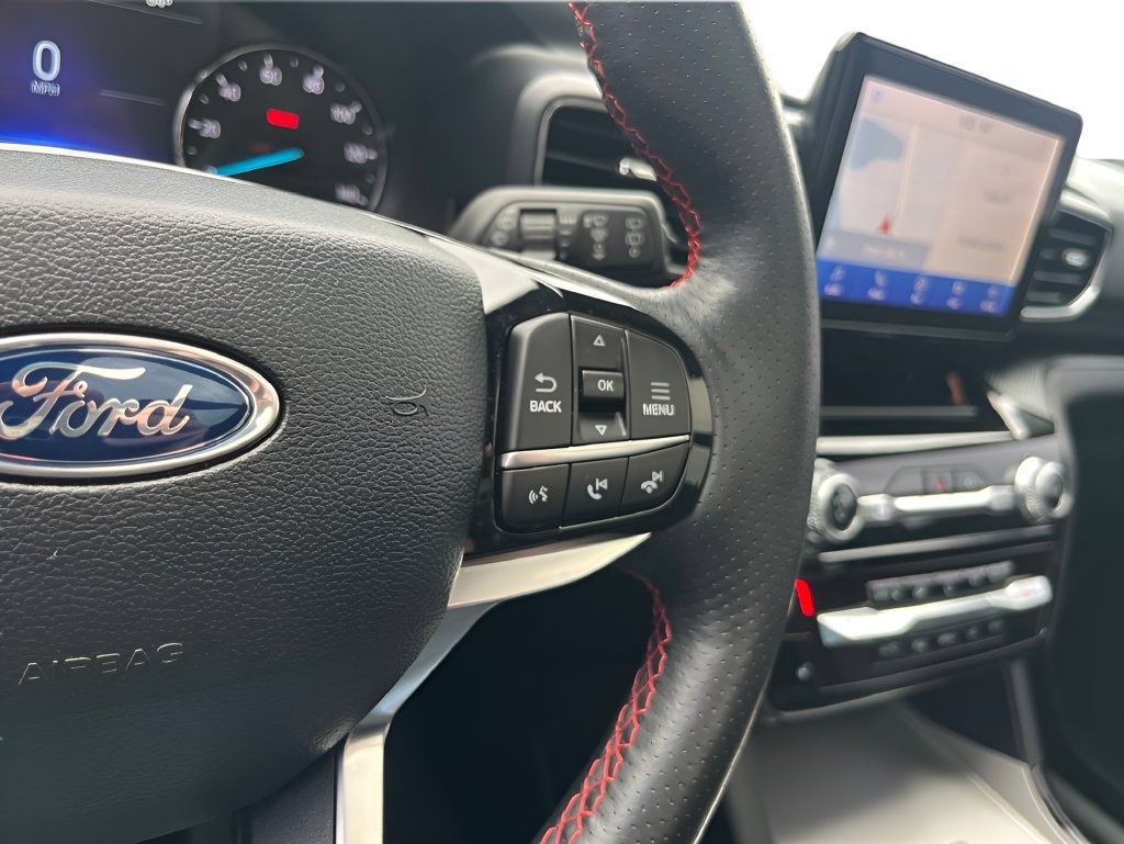 Certified 2023 Ford Explorer ST-Line w/ Class IV Trailer Tow Package AWD/4WD image 18