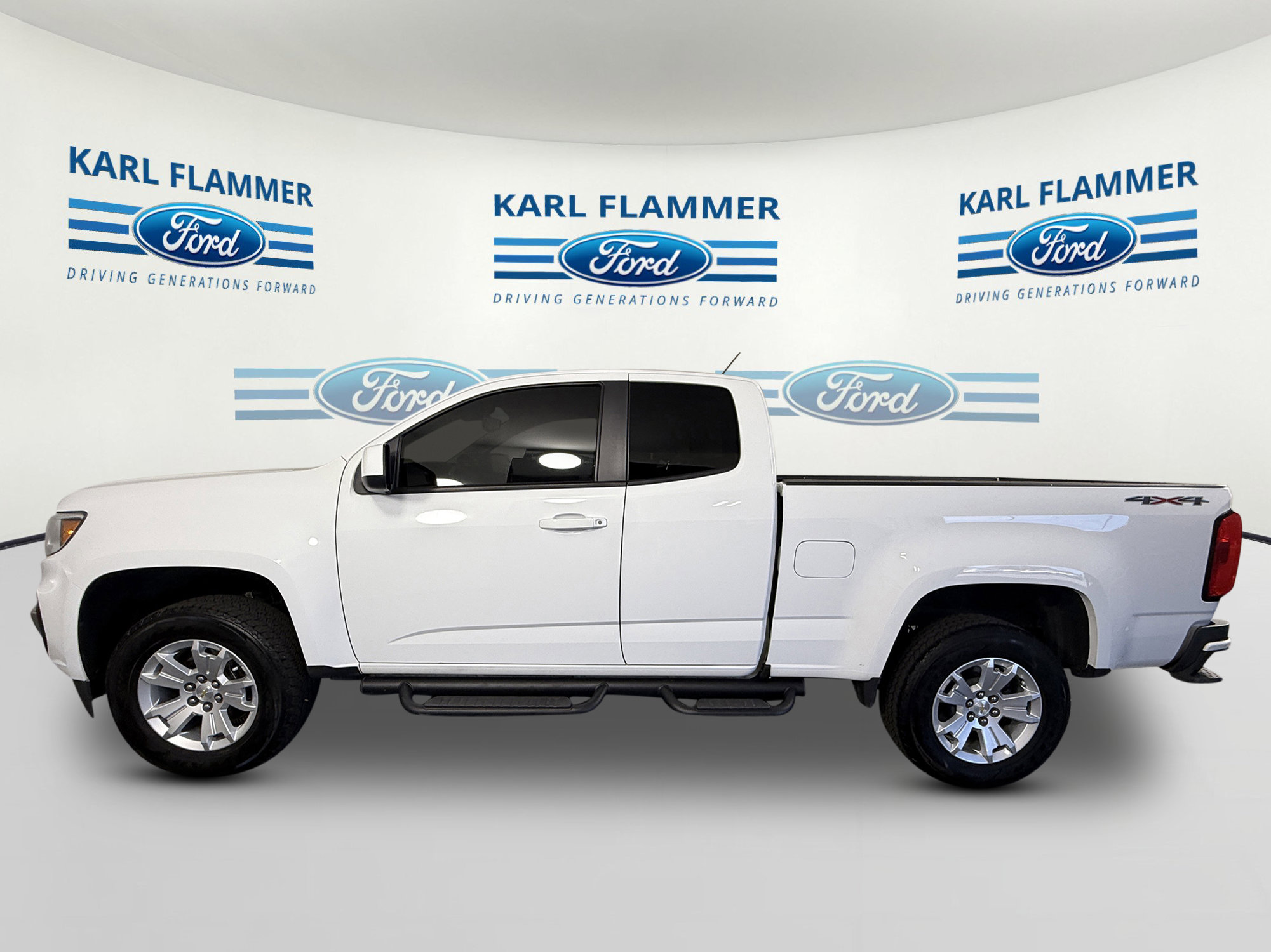 Used 2022 Chevrolet Colorado LT w/ Fleet Safety Package AWD/4WD image 5