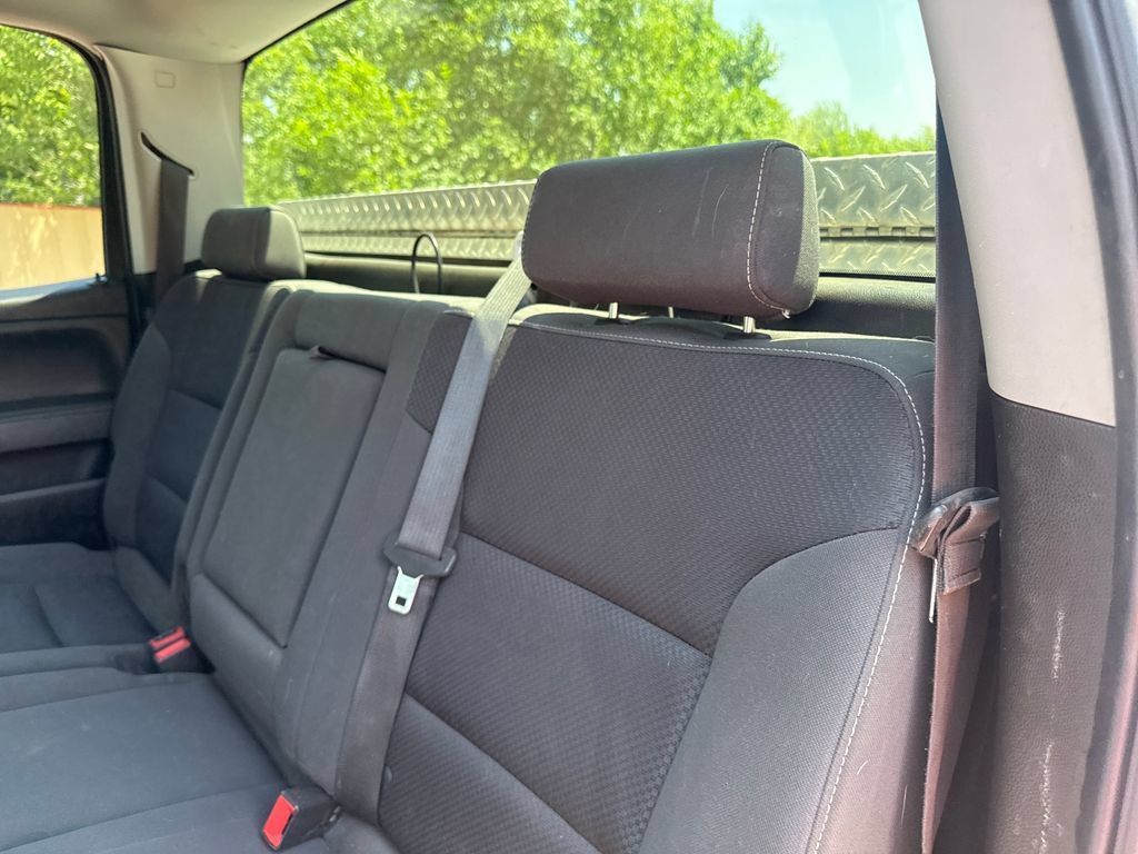 Used 2018 Chevrolet Silverado 2500 LT AWD/4WD image 19