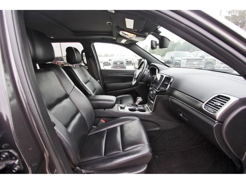 Used 2021 Jeep Grand Cherokee Limited AWD/4WD image 28