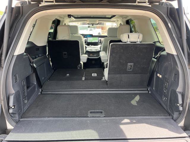 Certified 2025 Ford Expedition Platinum w/ Driver's Package AWD/4WD image 19