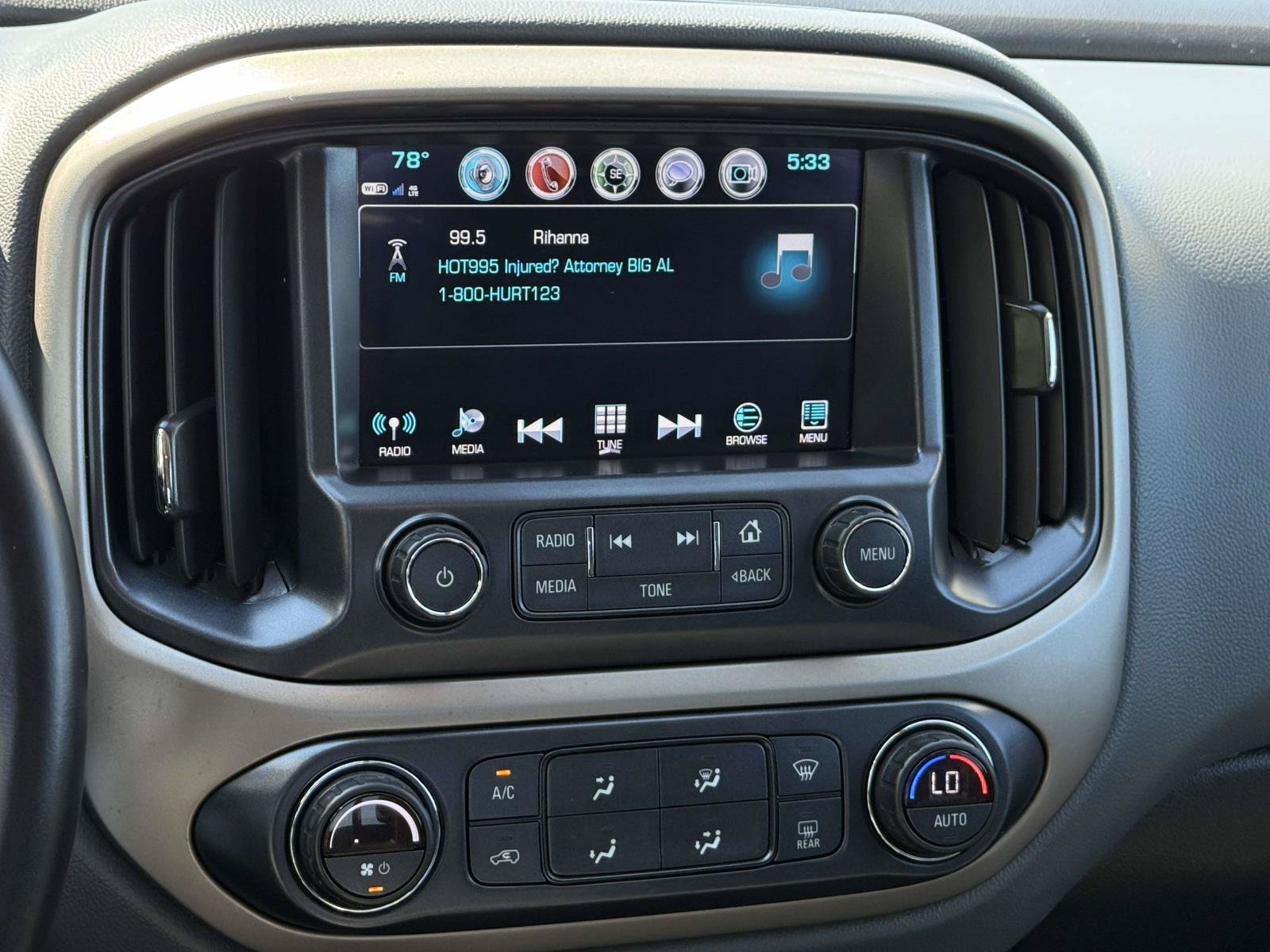 Used 2018 Chevrolet Colorado Z71 AWD/4WD image 8