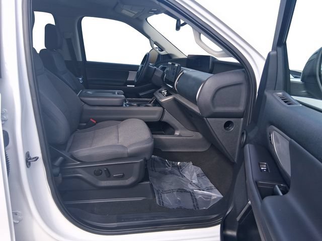 Certified 2025 Ford Expedition Max Active AWD/4WD image 17