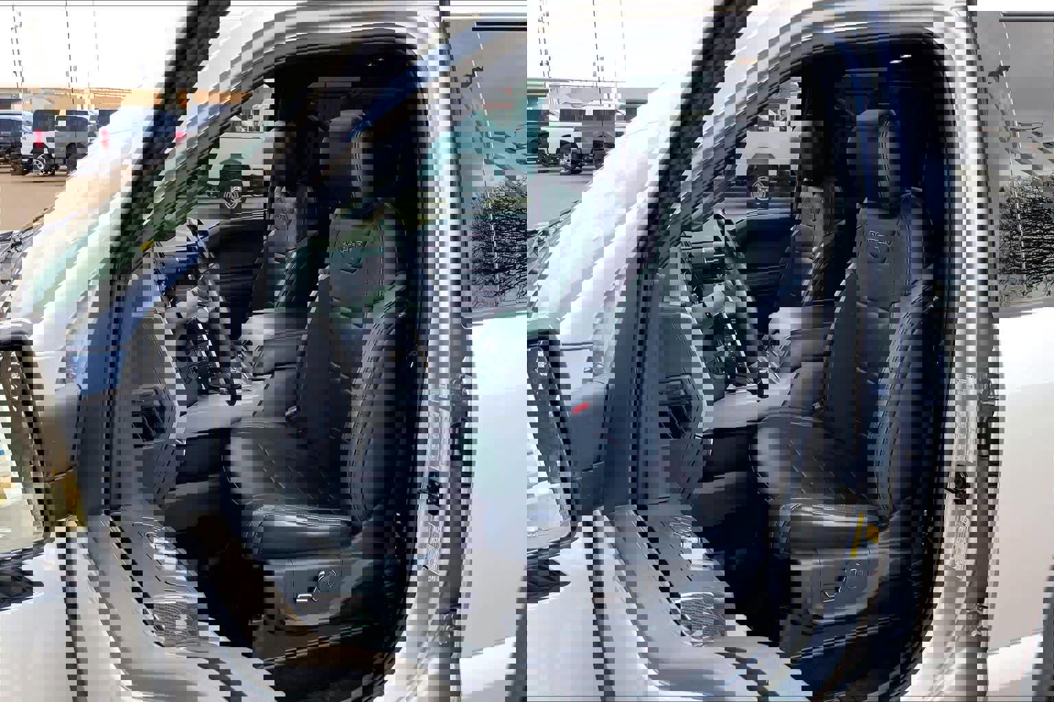 Certified 2019 Ford F150 Raptor w/ Equipment Group 802A Luxury image 9