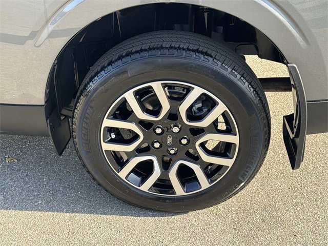 Certified 2022 Ford Maverick Lariat w/ Lariat Luxury Package image 38