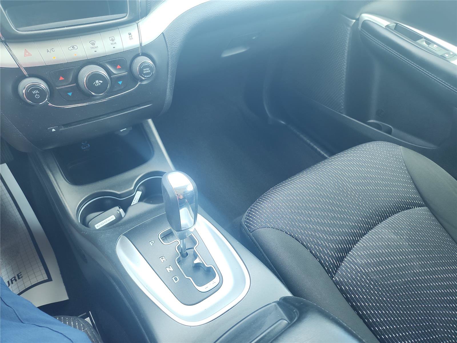 Used 2019 Dodge Journey SE w/ Connectivity Group FWD image 32