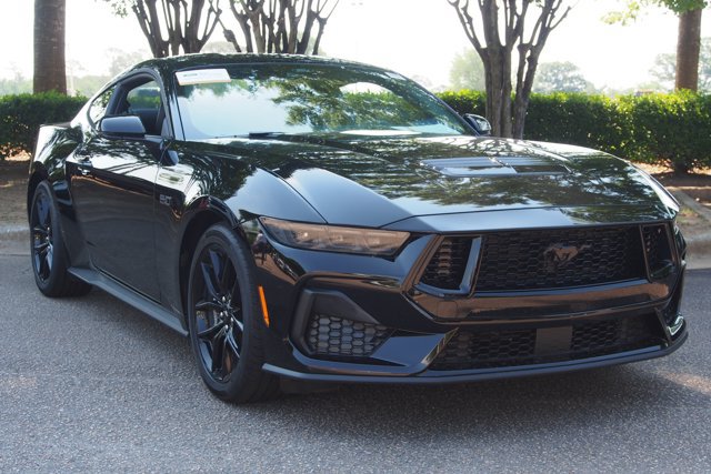 Certified 2026 Ford Mustang GT Premium RWD image 1