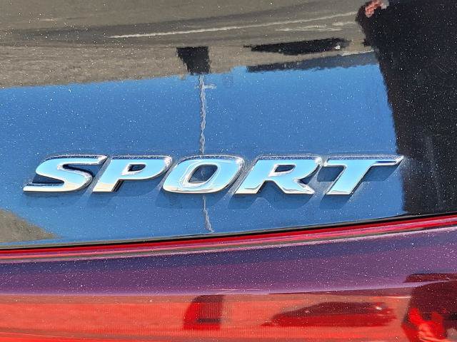 Used 2025 Honda Civic Sport image 11