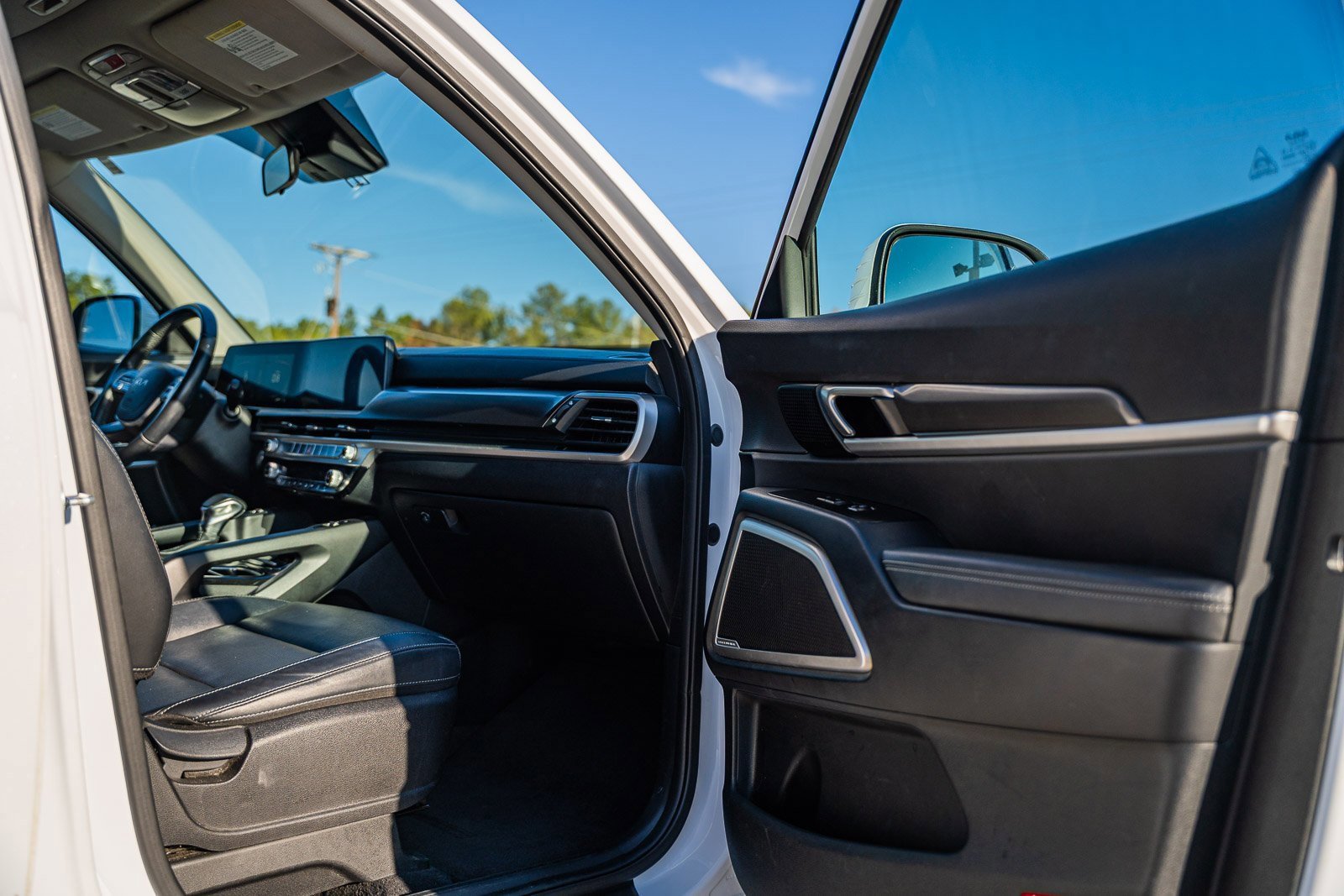 Used 2023 Kia Telluride S w/ S Sunroof Package image 12