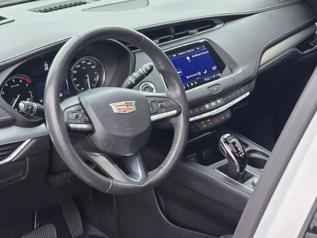 Used 2021 Cadillac XT4 Premium Luxury w/ Cold Weather Package image 25