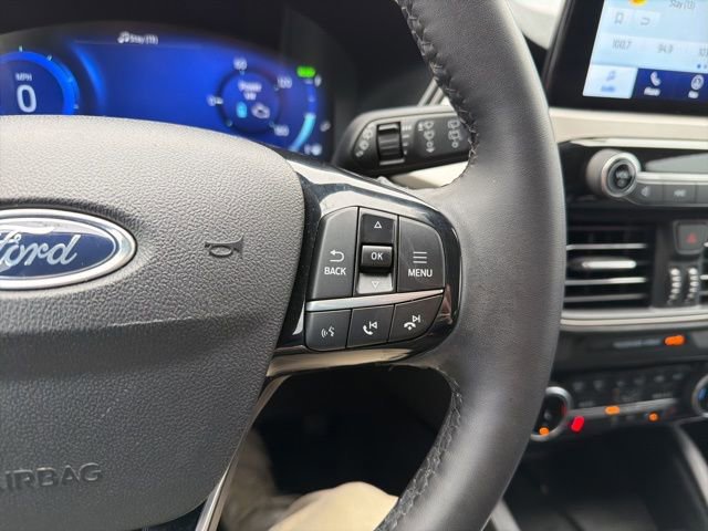 Certified 2022 Ford Escape SEL w/ Technology Package image 41