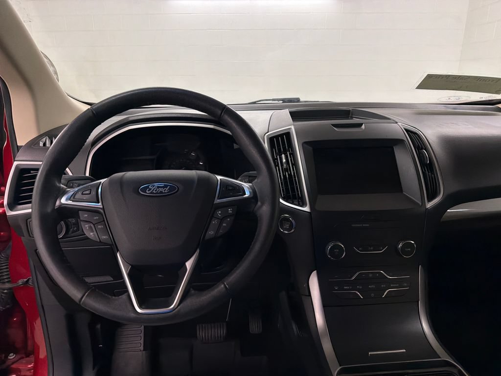 Certified 2020 Ford Edge SEL w/ Convenience Package FWD image 9