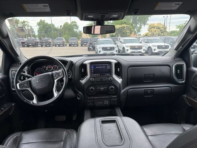 Used 2020 Chevrolet Silverado 1500 RST w/ All-Star Edition AWD/4WD image 2
