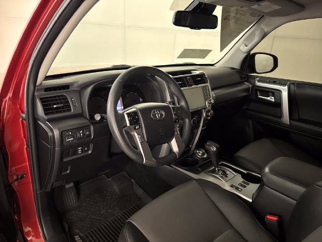 Used 2022 Toyota 4Runner SR5 Premium AWD/4WD image 6